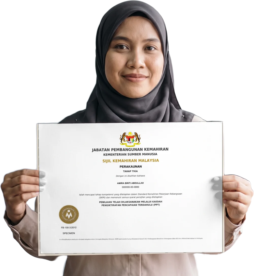 Amira memegang Sijil Kemahiran Malaysia (SKM Tahap 3) yang diperoleh melalui kaedah PPT